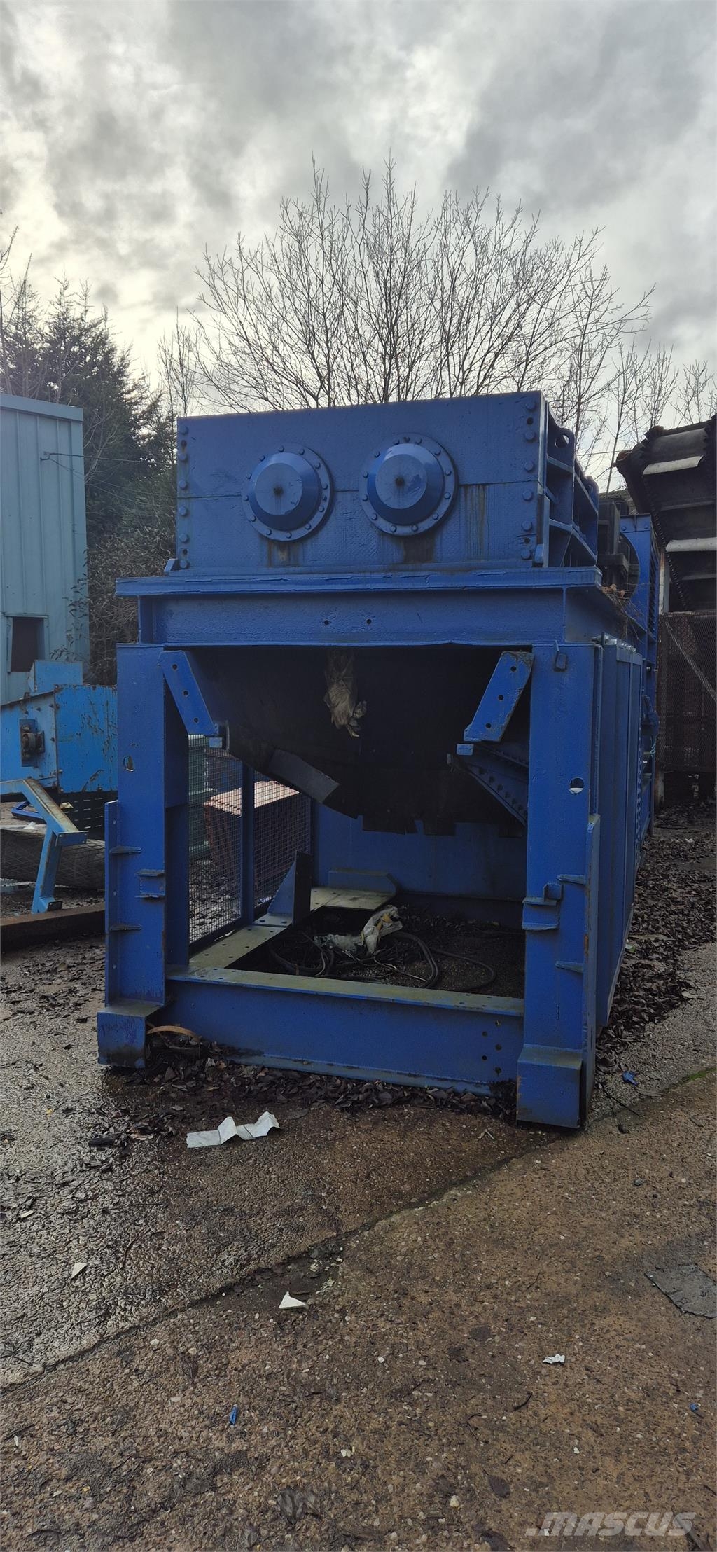 Heavy Duty Twin-shaft Shredder 石料回收设备