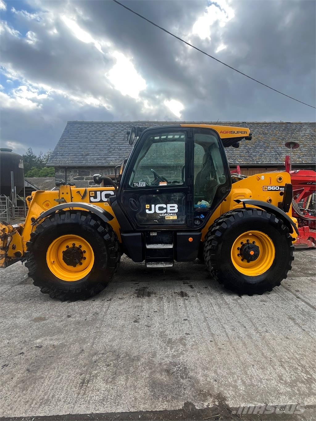 JCB 560-80 Телескопічні навантажувачі