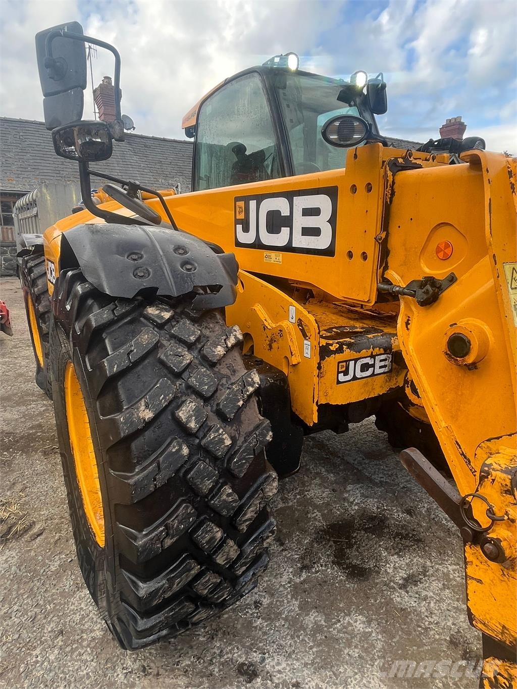 JCB 560-80 Телескопічні навантажувачі
