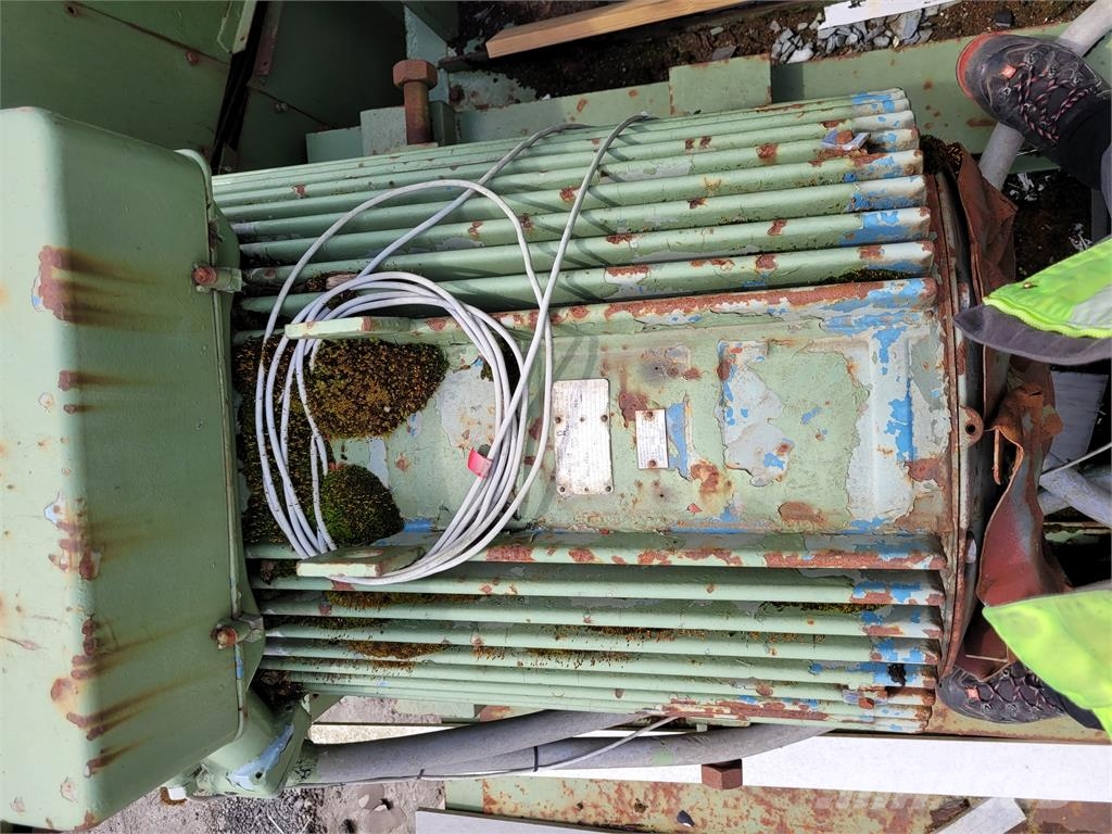 Rudnick & Enners GmbH Wood/plastic shredder Avfallsknusere