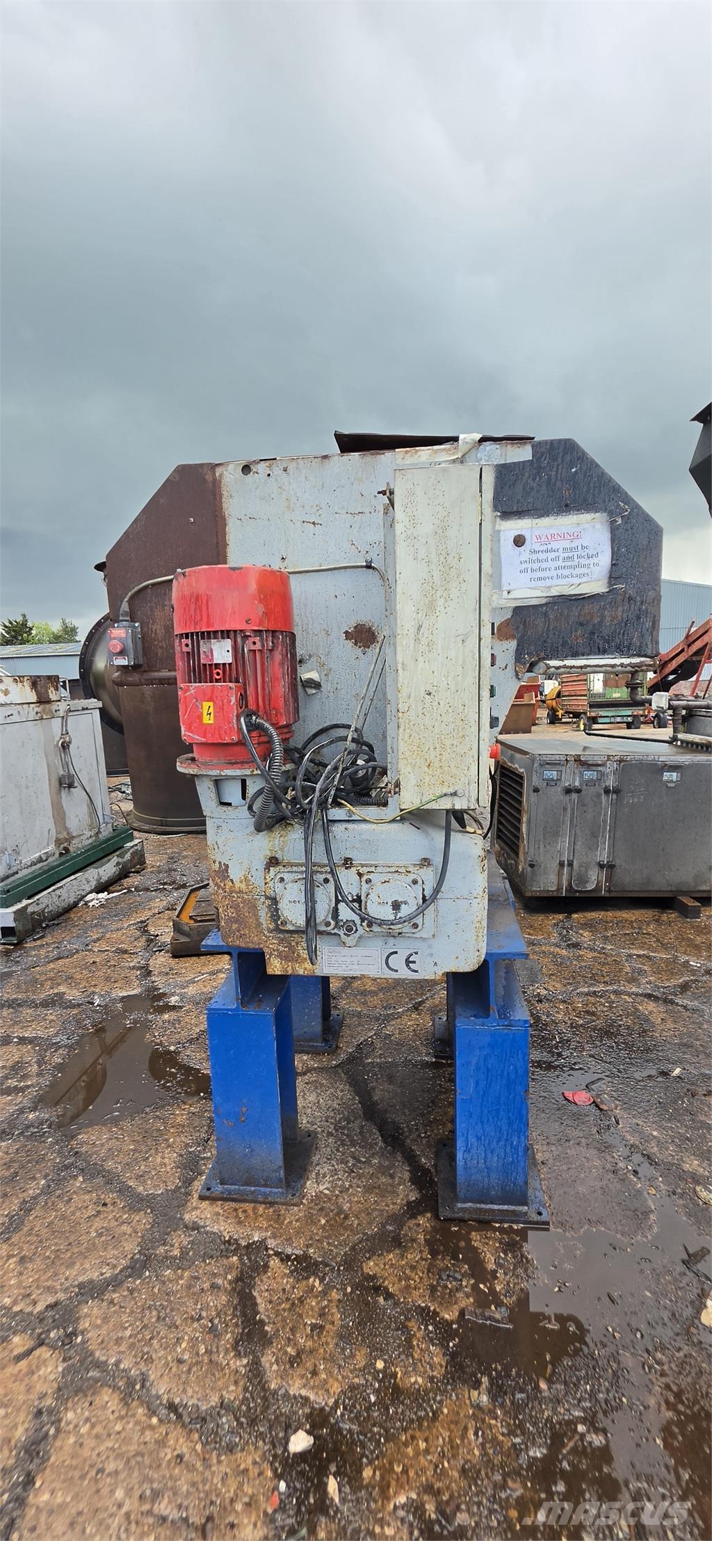 Satrind F 615 Robust Twin-Shaft Shredder قطع غيار المخلفات / إعادة التدوير والمحاجر