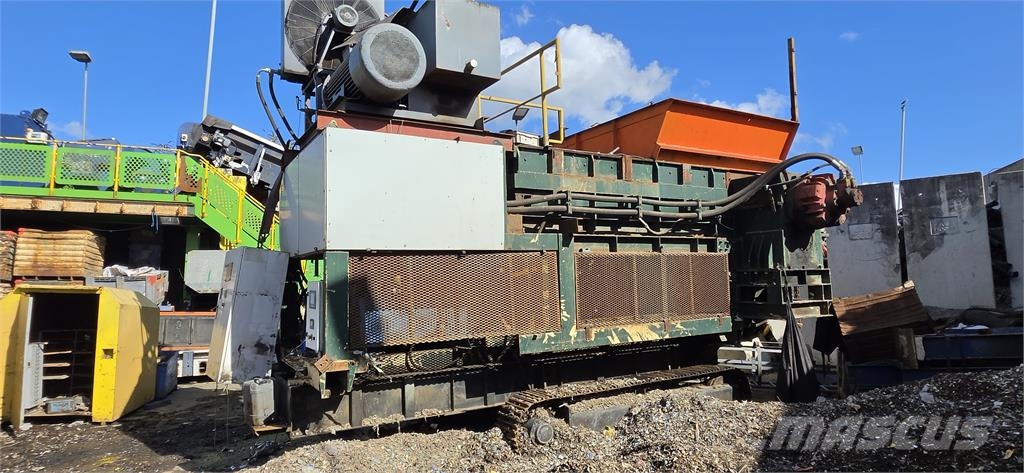 Single-shaft Slow Speed with Screen Stroji za razrez odpada
