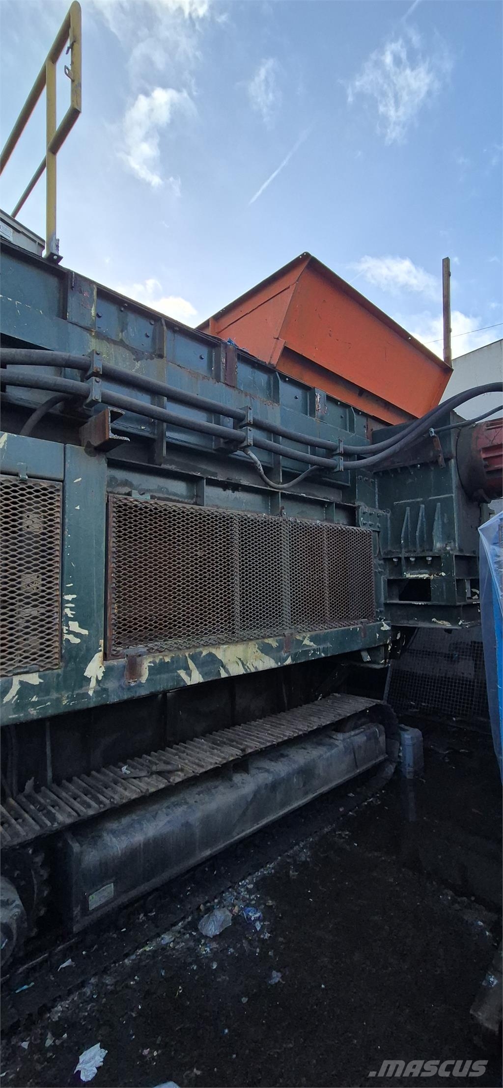 Single-shaft Slow Speed with Screen Stroji za razrez odpada
