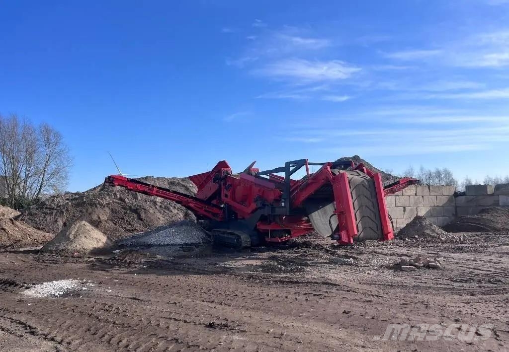 Terex Finlay 883 غرابيل