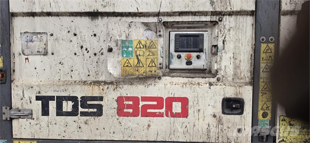Terex TDS 830 آلات تمزيق المخلفات