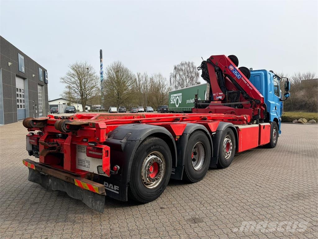 DAF CF520 8x2-6 Absetzkipper