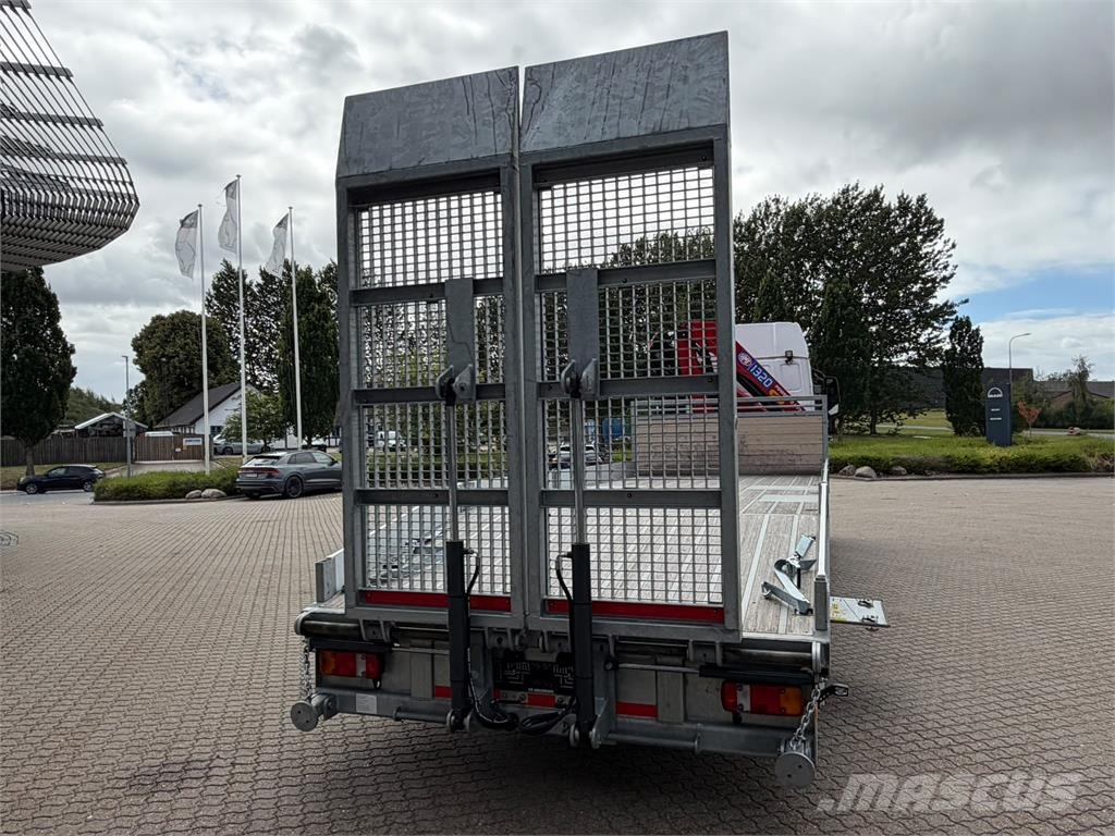 MAN TGM 26.290 6X2-4 Autotransporter