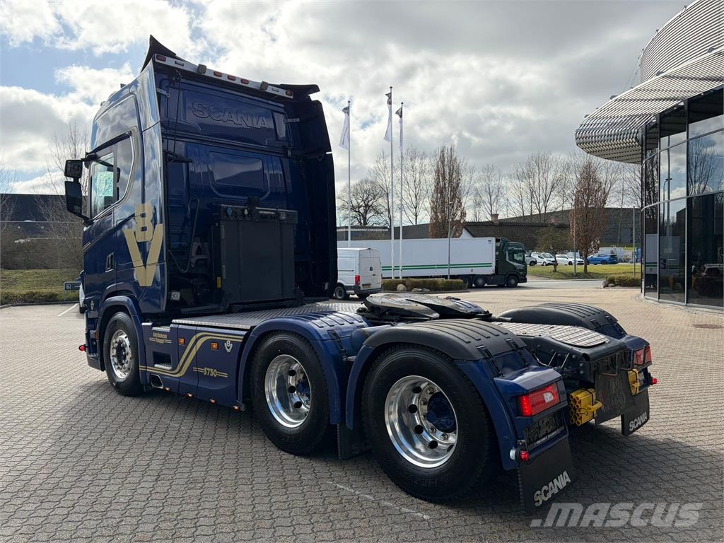 Scania S730 V8 6x4 Hydraulik Nyergesvontatók