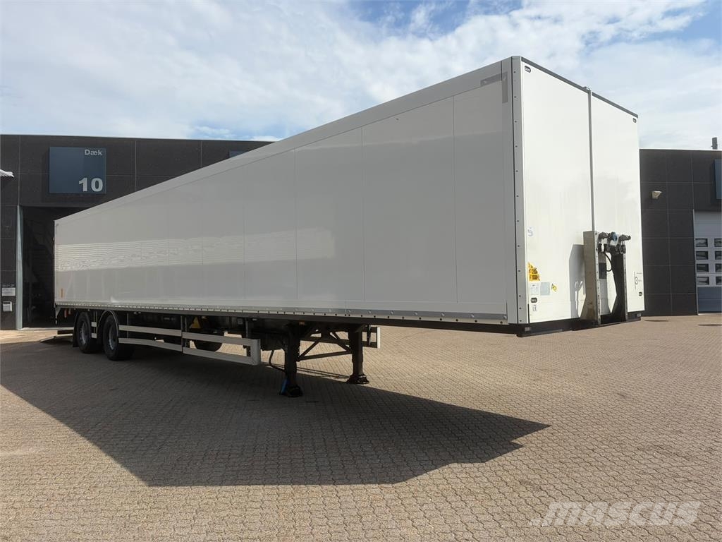 Schmitz BP Trailer 2 akslet City Opleggers met meesturende achterwielen