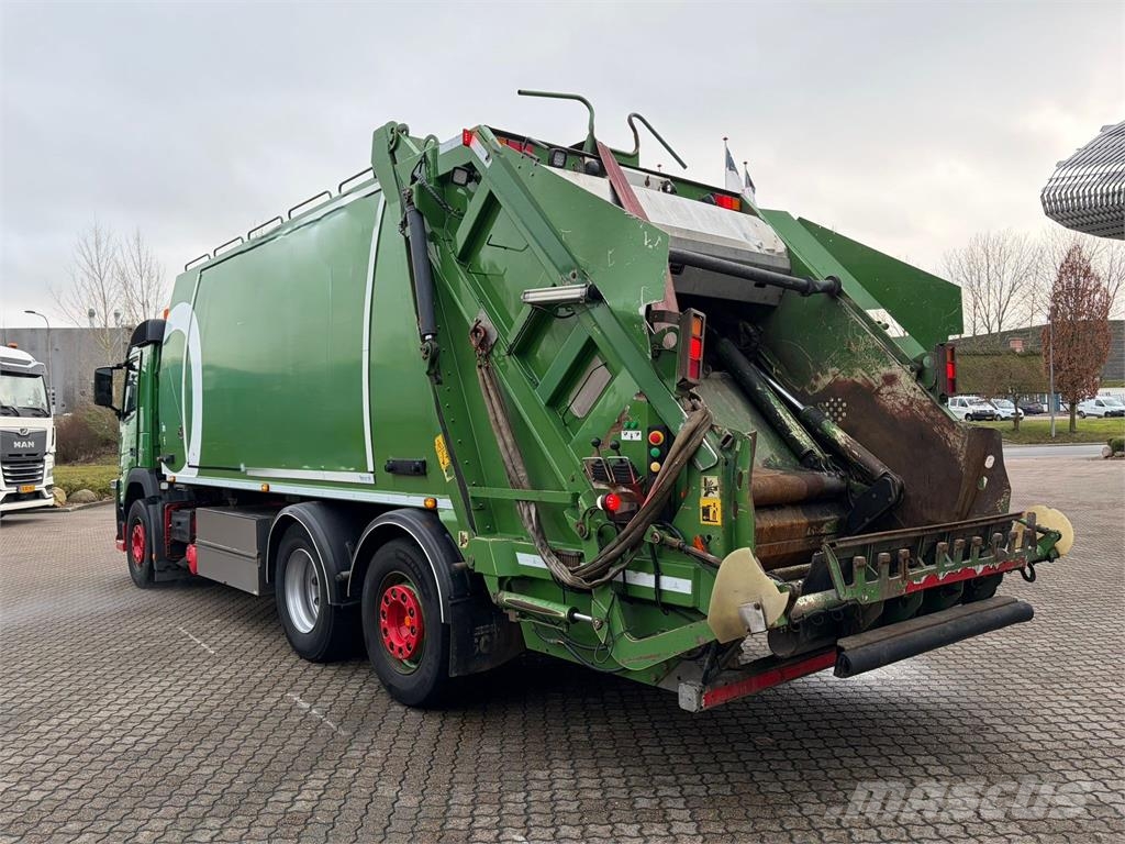 Volvo FM330 6X2 Other trucks