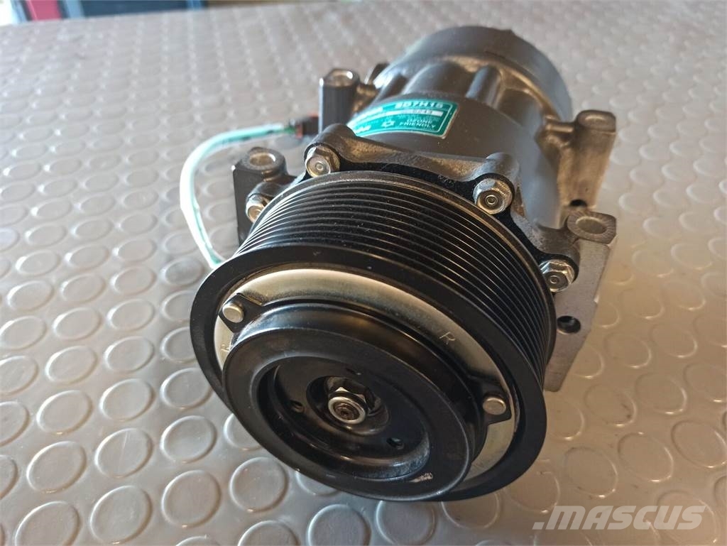 Scania A/C COMPRESSOR 2564093 Καμπίνες και εσωτερικό