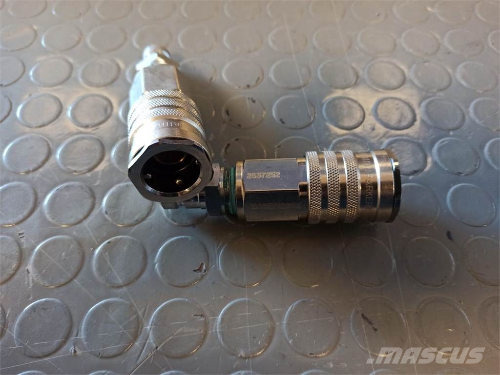 Scania COOLANT ADAPTER 2437252 Motores