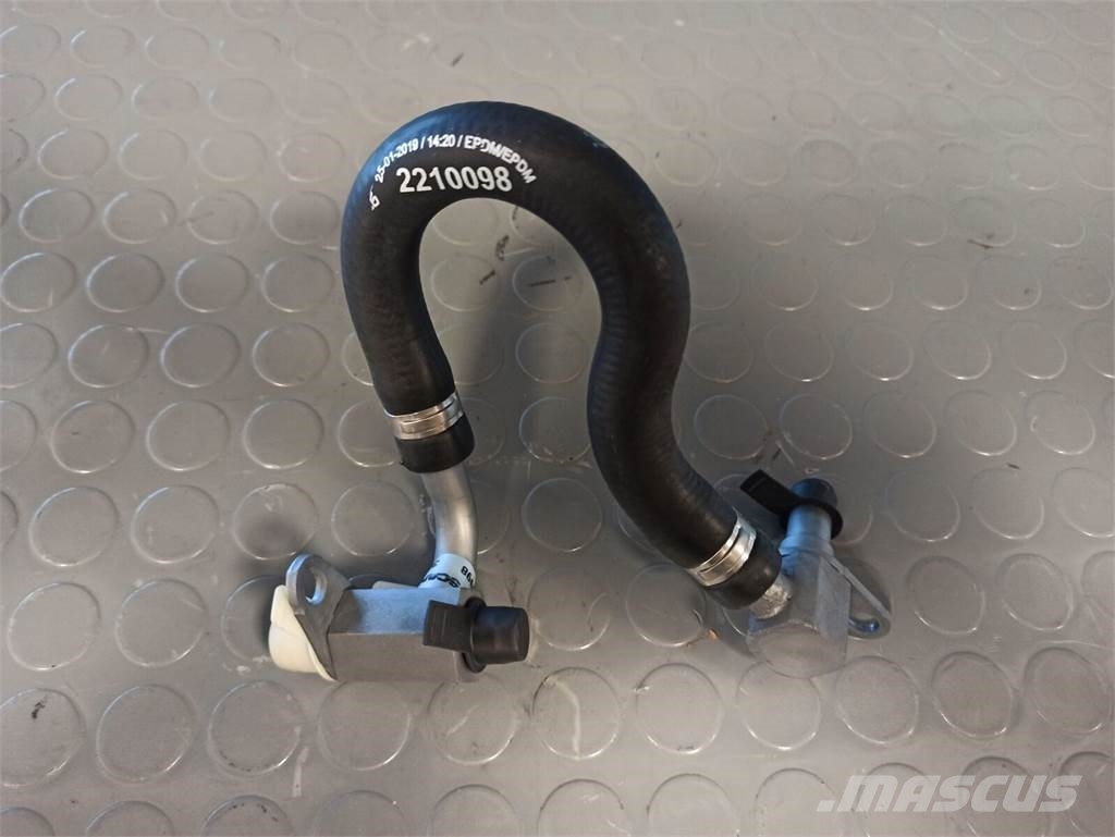 Scania COOLANT PIPE 2210098 驾驶室与内部