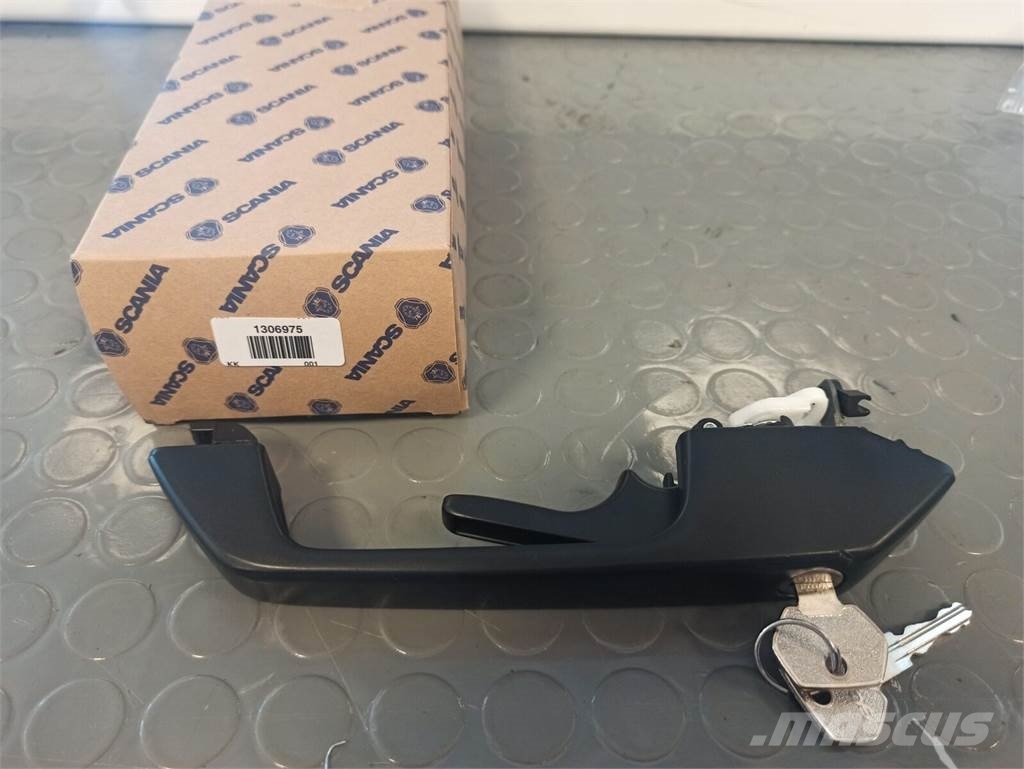 Scania DOOR HANDLE 1306975 Καμπίνες και εσωτερικό