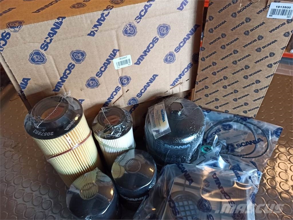 Scania MAINTENANCE KIT D16 1902667 Dzinēji