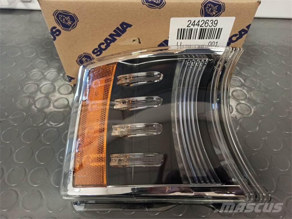 Scania TURN SIGNAL 2442639 Transports- Citi