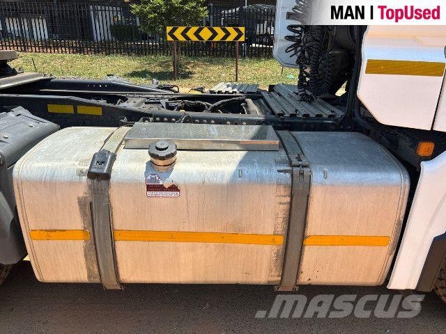 MAN TGX 26.540 6x4 BL SA C وحدات الجر