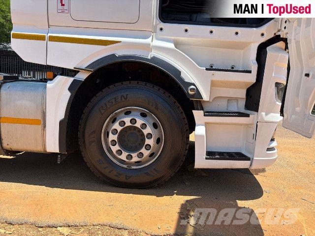 MAN TGX 26.540 6x4 BL SA C وحدات الجر