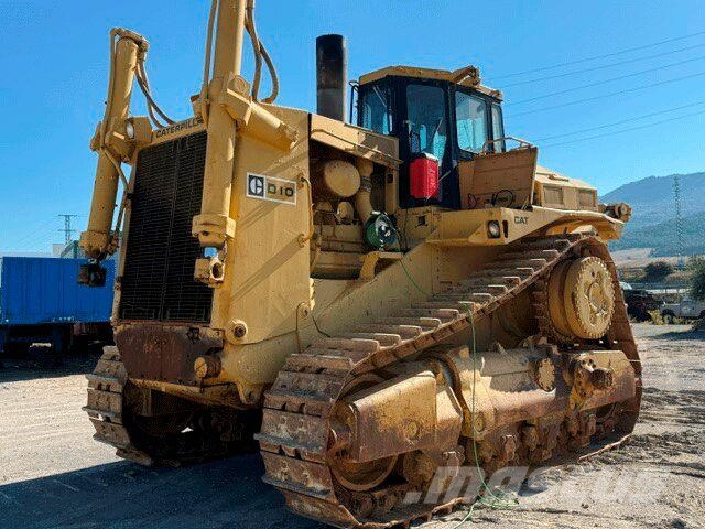 CAT D10 Bulldozer