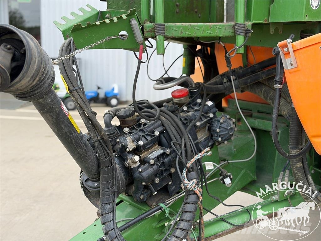 Amazone UX 3200, 3200 ltr, 28 m الرشاشات