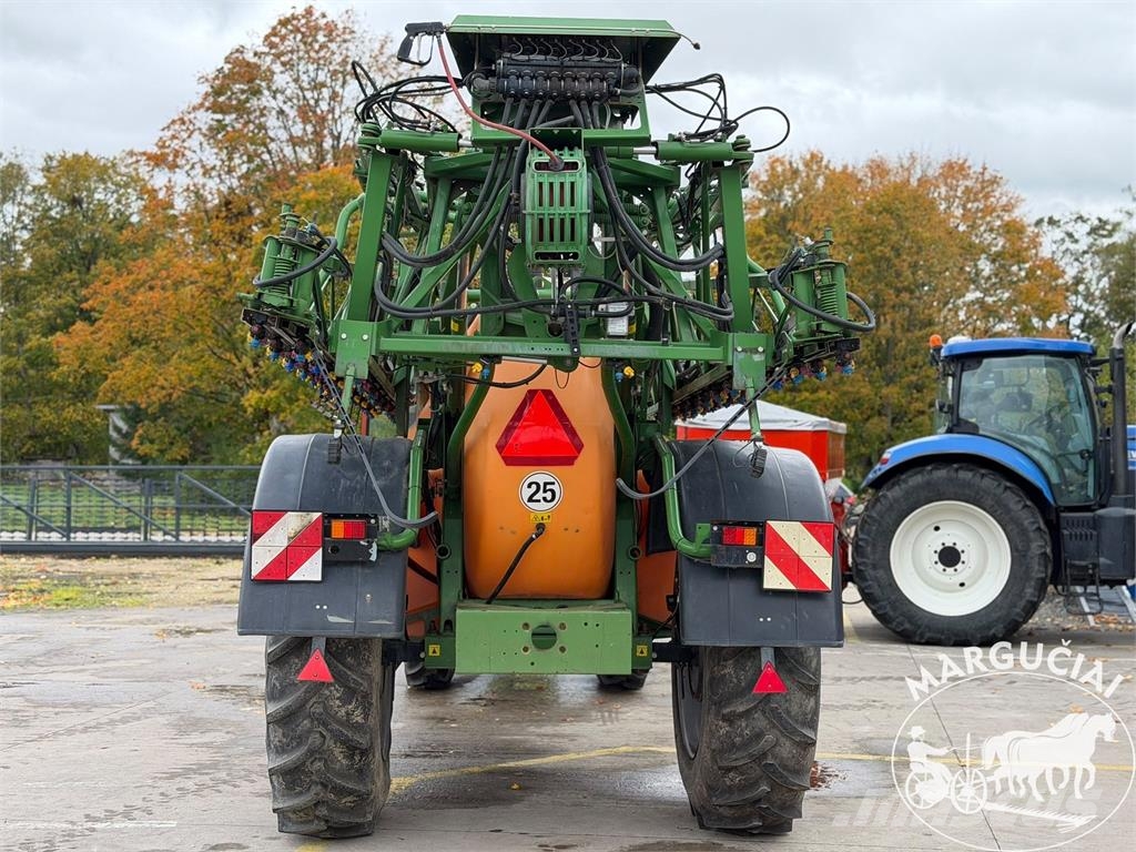 Amazone UX 3200, 3200 ltr, 28 m Prikabinami purkštuvai