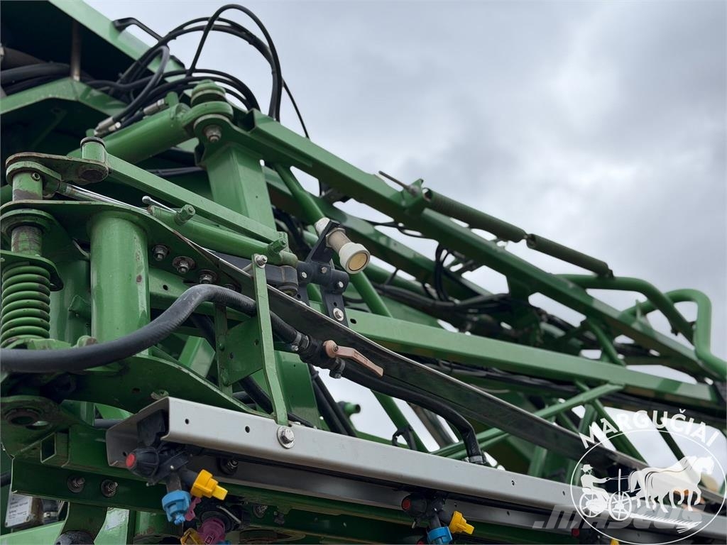 Amazone UX 3200, 3200 ltr, 28 m Prikabinami purkštuvai