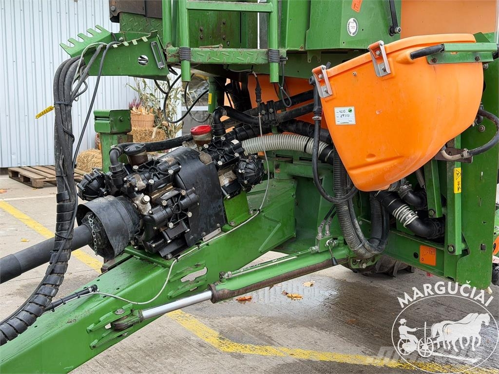 Amazone UX 3200, 3200 ltr, 28 m Prikabinami purkštuvai
