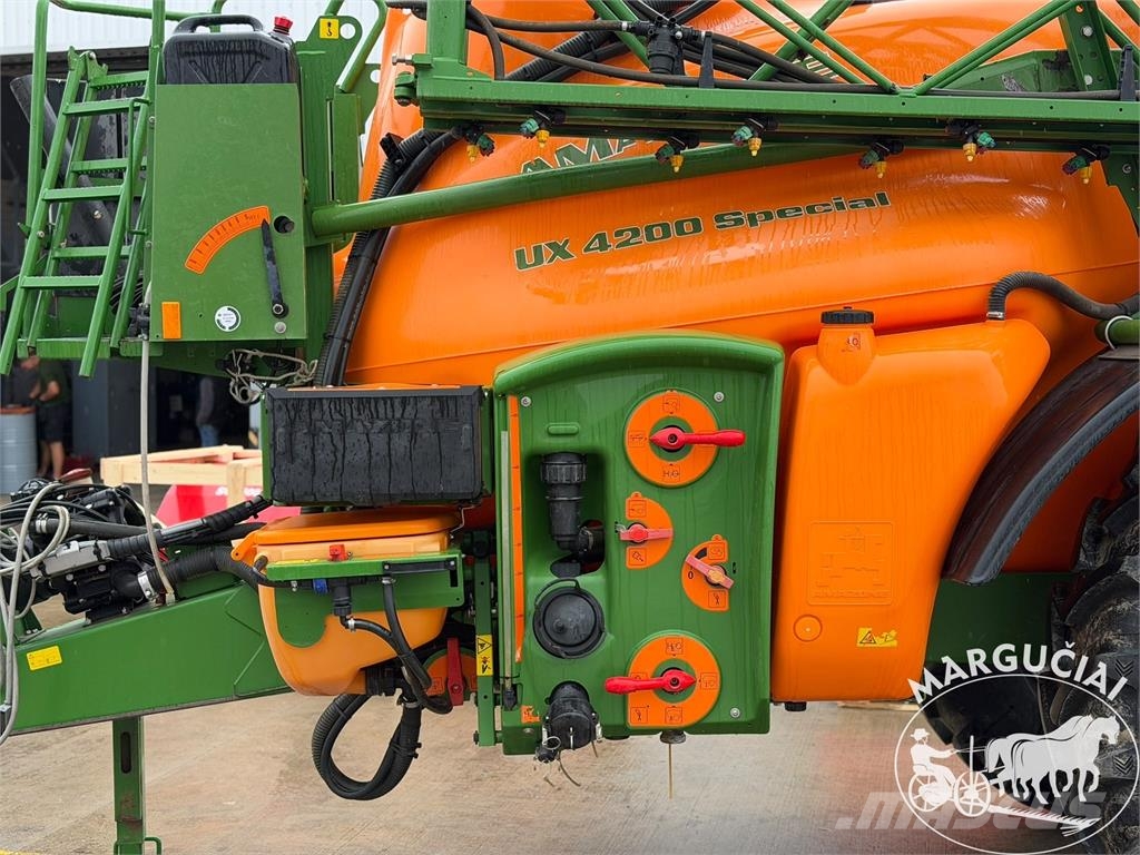 Amazone UX 4200 Special, 4200 ltr, 24 m Причіпні обприскувачі
