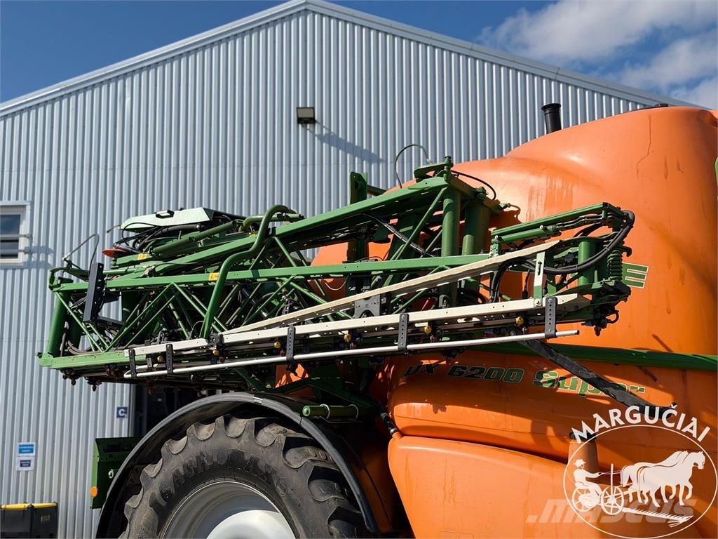 Amazone UX 6200, 6200 ltr, 28 - 30 m الرشاشات