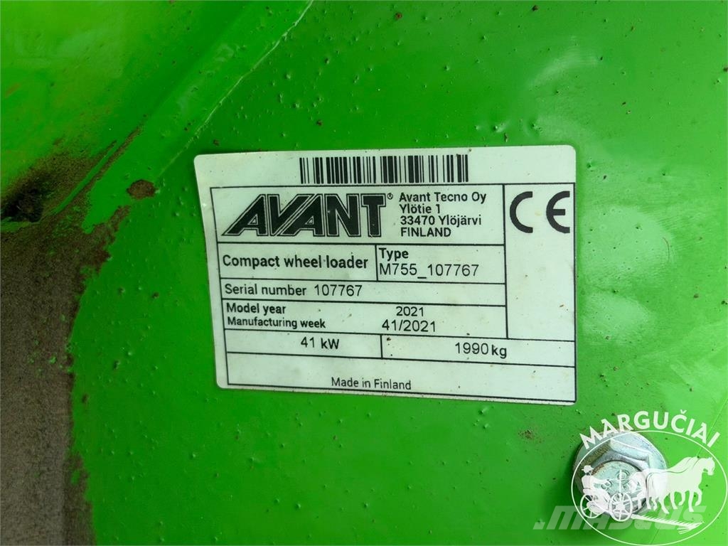Avant 755i, 57 AG Kompakts pacēlājs ar rotējošu strēli