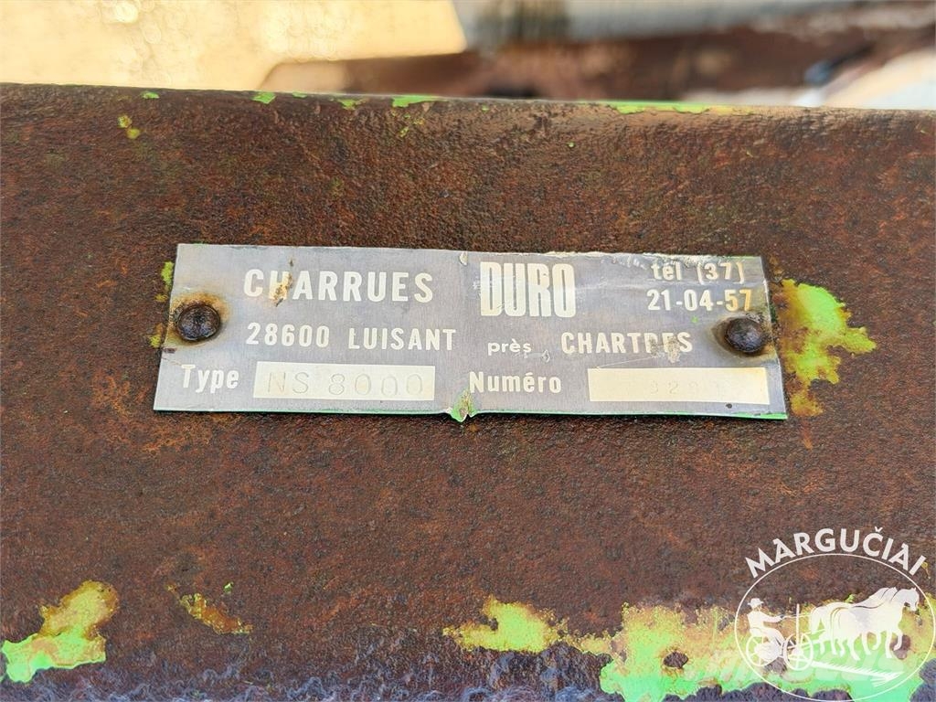  Duro NS 8000, 4x4 korpusų محاريث عكسية