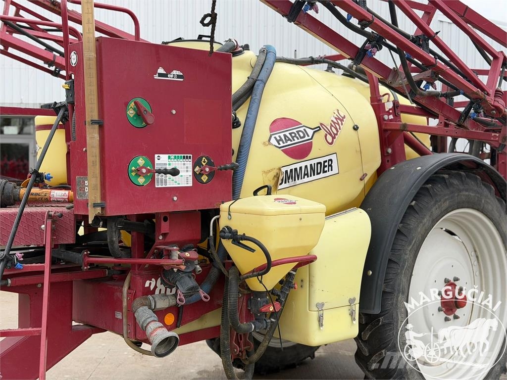 Hardi Commander, 2800 ltr, 24 m الرشاشات