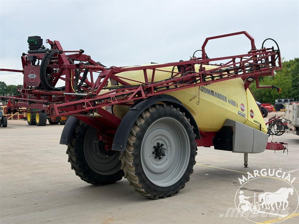 Hardi Commander 4400i, 4400 ltr, 24 m Vučene prskalice