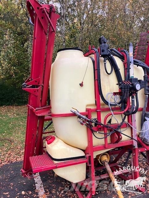 Hardi Master, 1000 ltr, 12 m رشاشات محمولة