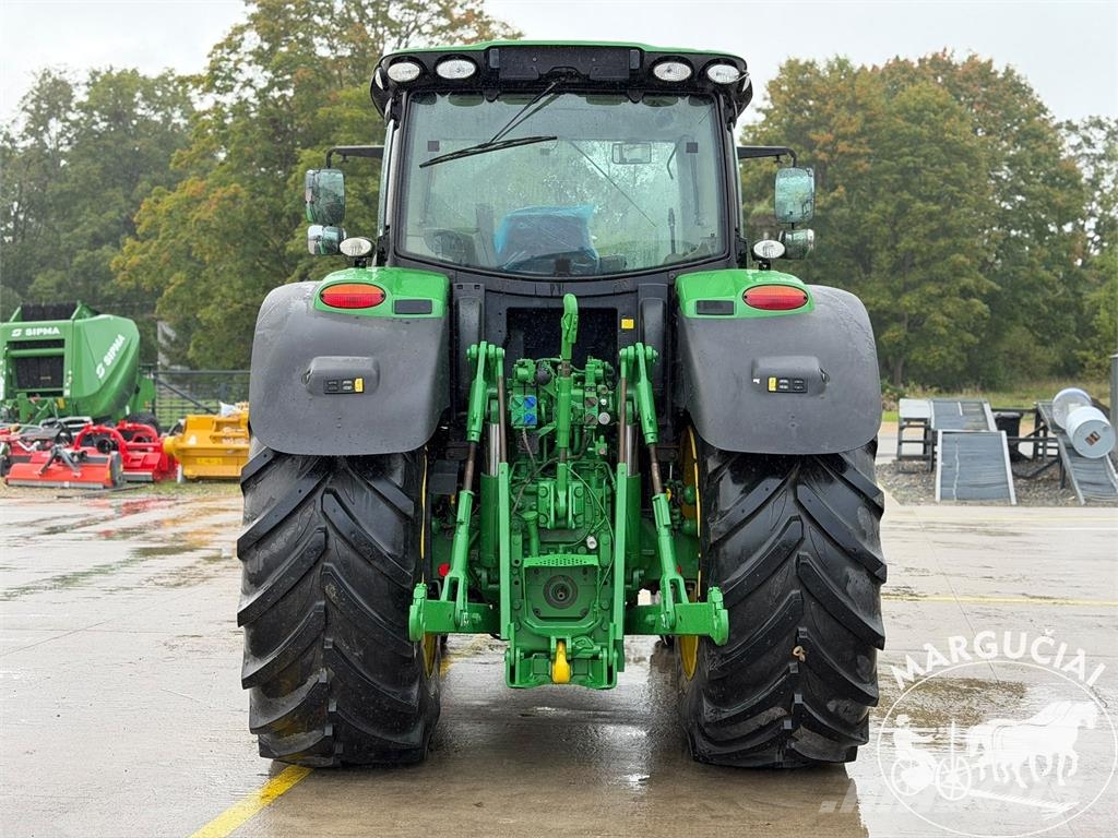 John Deere 6210R, 200 - 249 AG Tractors