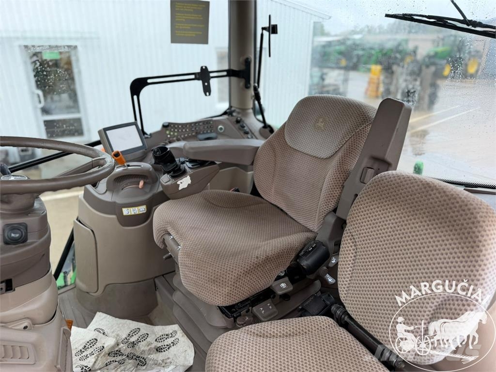 John Deere 6210R, 200 - 249 AG Tractors