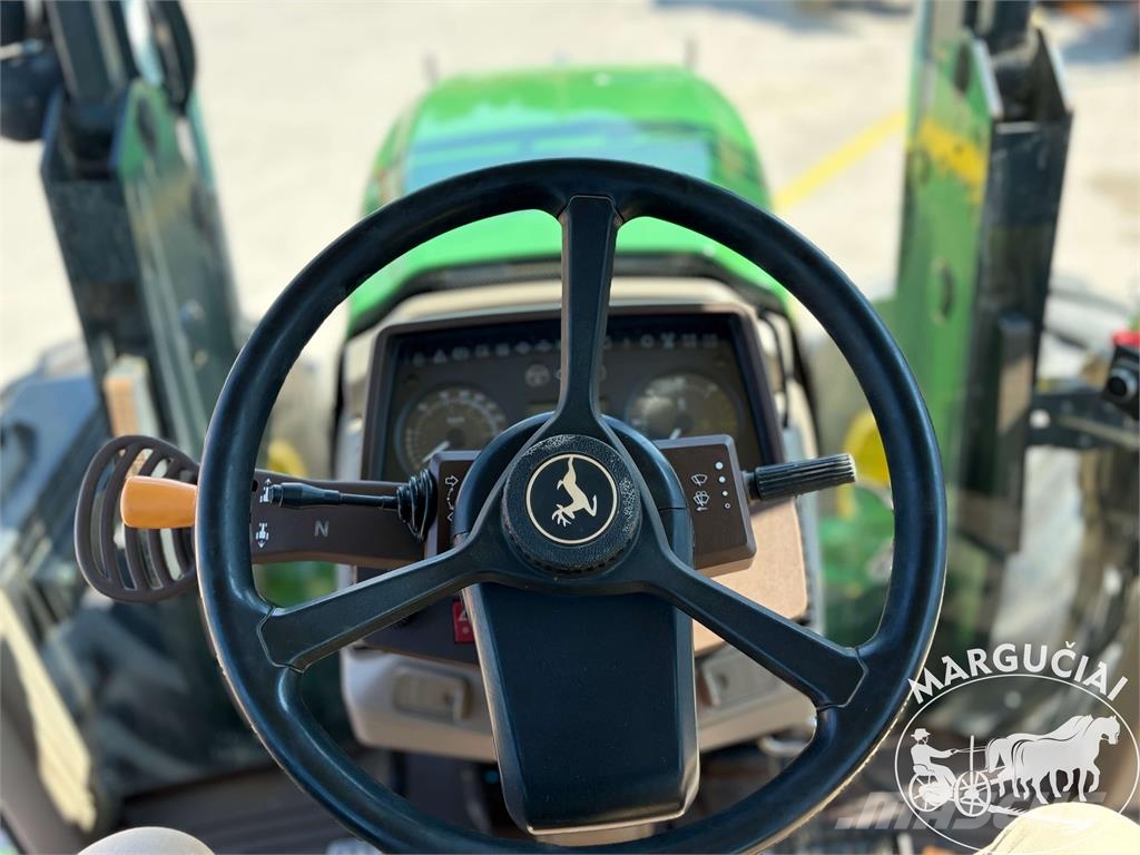 John Deere 6420, 110 AG الجرارات