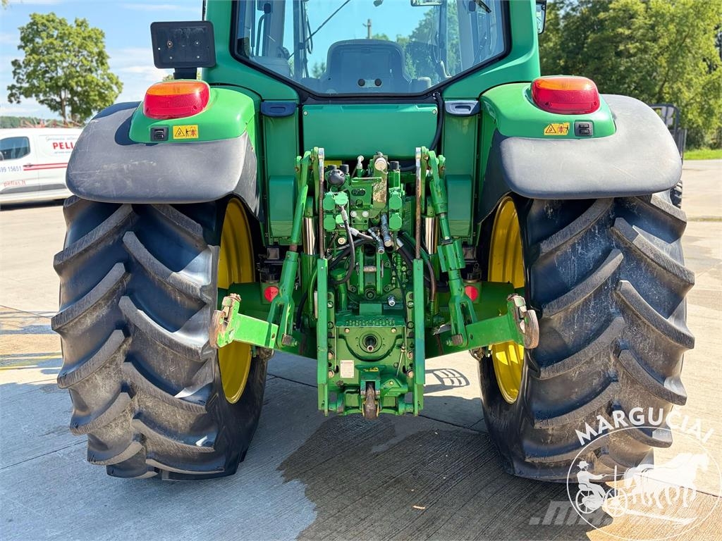 John Deere 6420, 110 AG الجرارات
