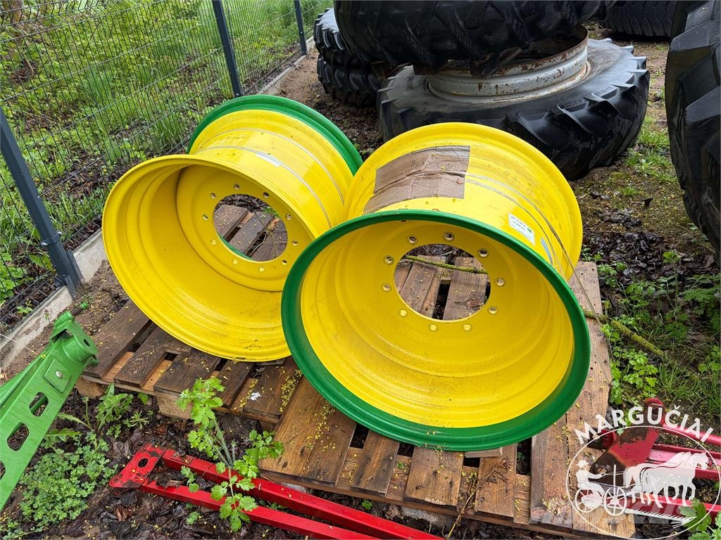 John Deere Ratų komplektas traktoriui Ελαστικά και ζάντες
