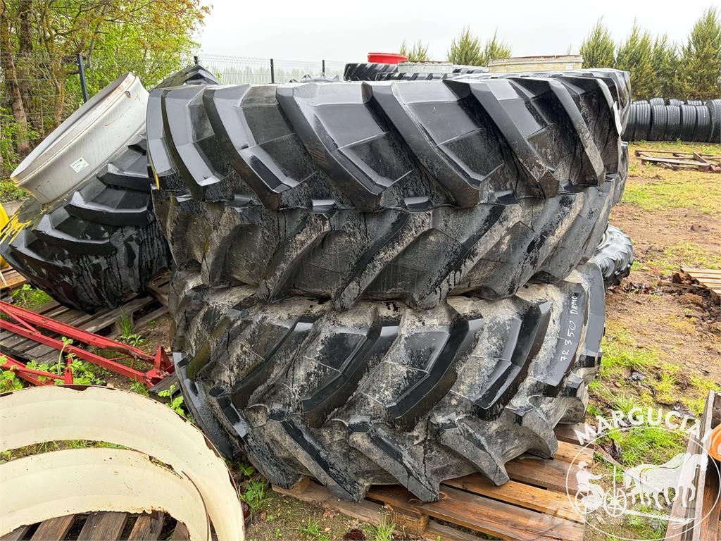 John Deere Ratų komplektas traktoriui Ελαστικά και ζάντες