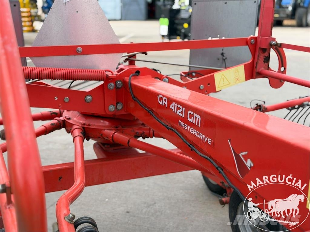 Kuhn GA 4121 GM, 4,1 m Schudders