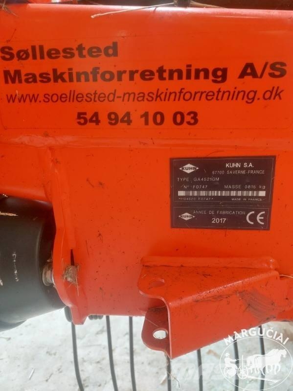 Kuhn GA4521GM, 4,5 m مكابس وميبسات التبن