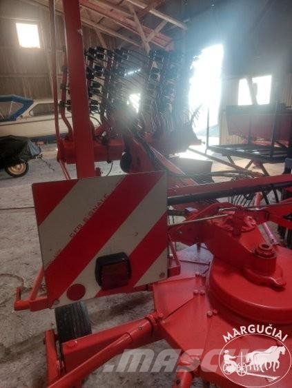 Kuhn GA4521GM, 4,5 m مكابس وميبسات التبن
