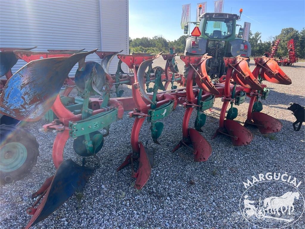 Kverneland EG-100, 5x5 korpusų Obračalni plugi