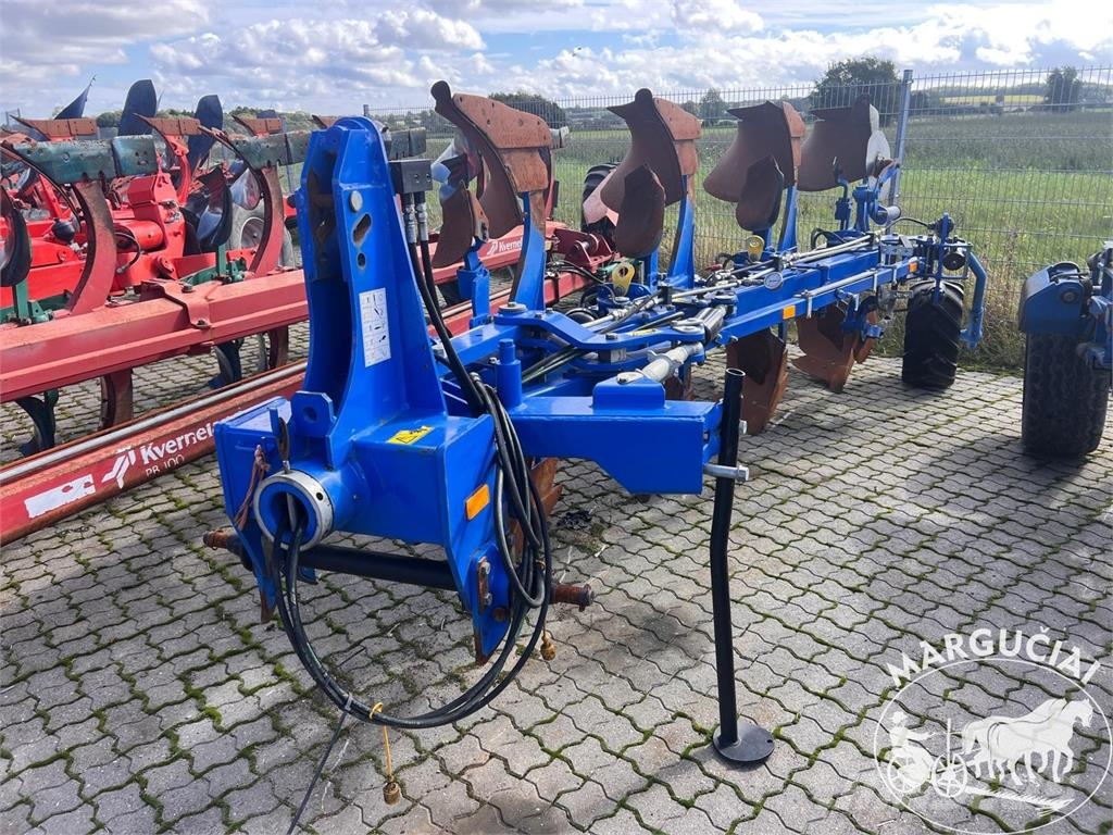 Överum PLGF, 4x4 korpusų Reversible ploughs