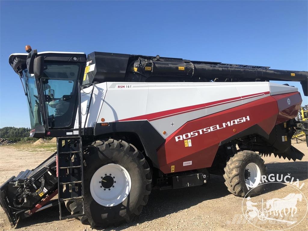 Rostselmash RSM 161, 7 m Mietitrebbiatrici
