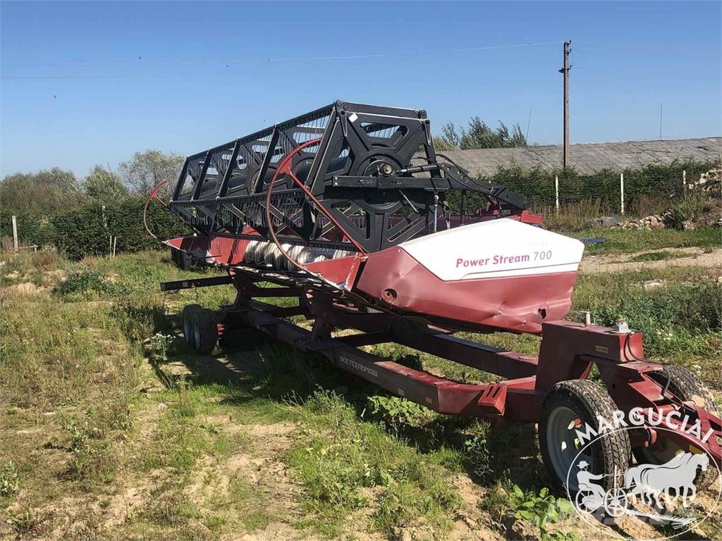 Rostselmash RSM 161, 7 m Mietitrebbiatrici
