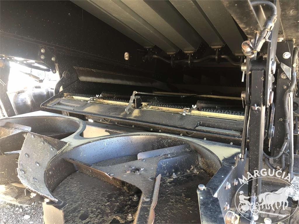 Rostselmash RSM 161, 7 m Mietitrebbiatrici