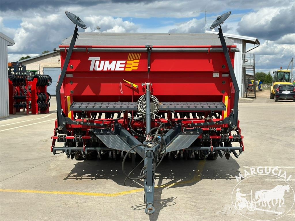 Tume Titan 3000, 3 m. Präzisionssaatmaschinen