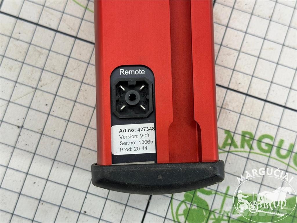 Väderstad Valdymo pulto papildoma sekcija Otras máquinas para siembra